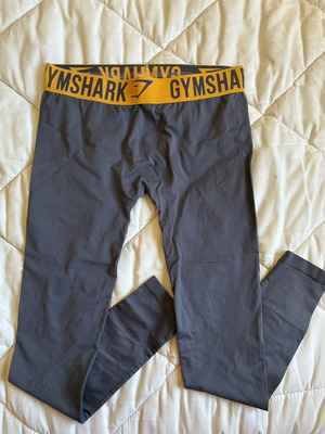 Gymshark Fit Seamless Leggings size M like new, grey with yellow waistband
