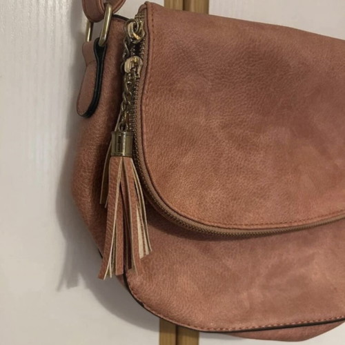 Shoulder bag like new, pink, spacious with many pockets