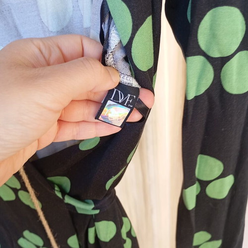 Diane Von Furstenberg wrap dress silk like new, black with green circles