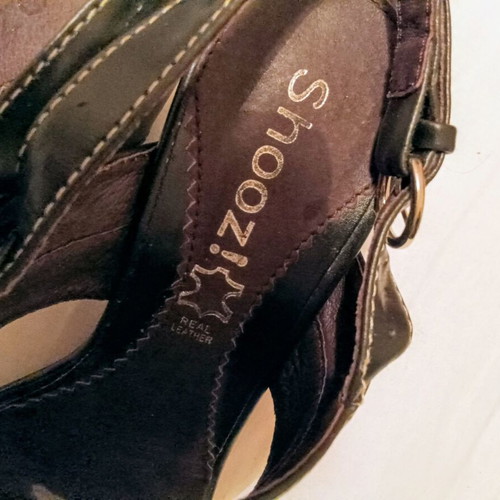 Shooz beige-brown leather sandals new, size 37