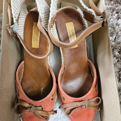 Baltarini women's espadrilles like new, coral, size 37