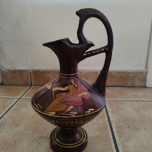 Red-Figure Ancient Greek Decorative Vase like new