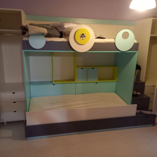 Children's Bunk Bed custom made, like new, with mattress