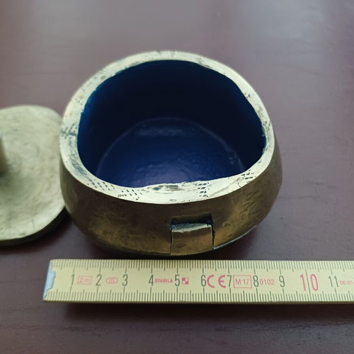 Metal box used, bronze press paperweight