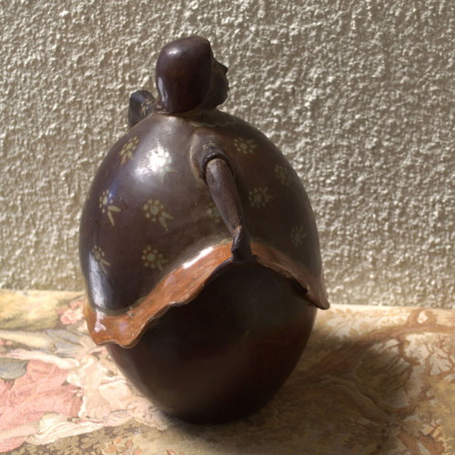 Ceramic vase with Peruvian dancer used, handmade