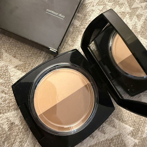 Avon makeup set new with gift pencil