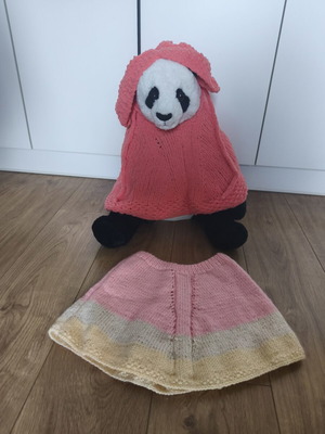 Handmade knitted children's capes, 3-7 years, 2 pieces