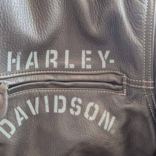 Harley Davidson leather jacket like new, size M-L