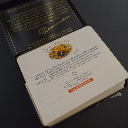 Dannemann cigars vintage metal box with 20 cigars