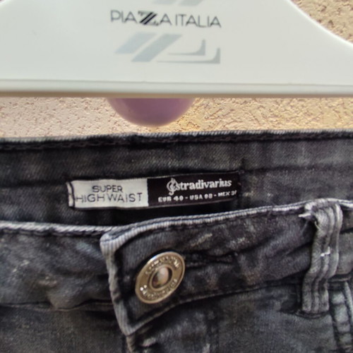 Stradivarius Super High Waist Elastic Jeans like new, black and gray, size L