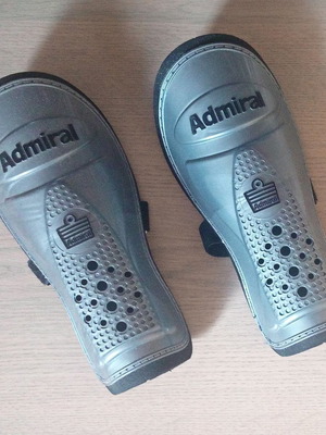 Admiral shin guards unused