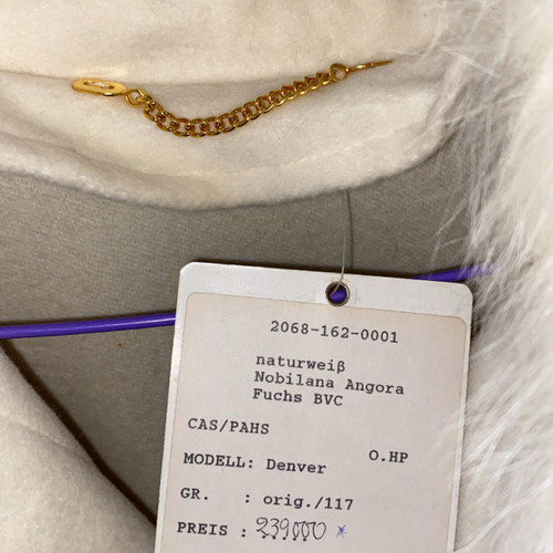 Luxury wool cape new with real fur and pockets