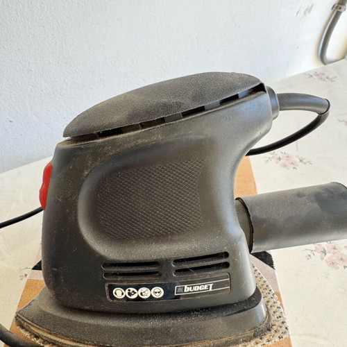 Sander lightly used