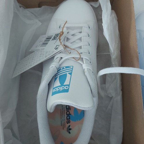 Adidas Stan Smith sneakers new, size 38 2/3, white and blue