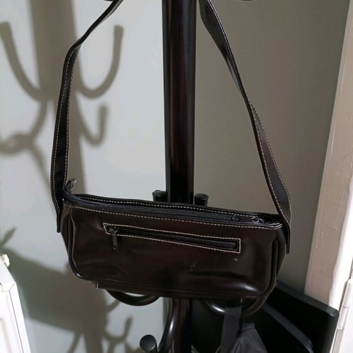 Hunter black shoulder bag like new