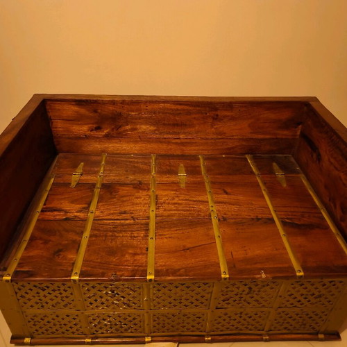 Wooden chest seat like new