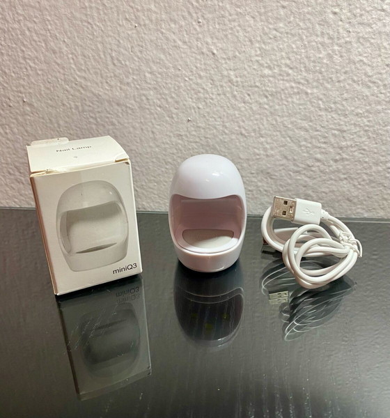 Mini Q3 nail lamp