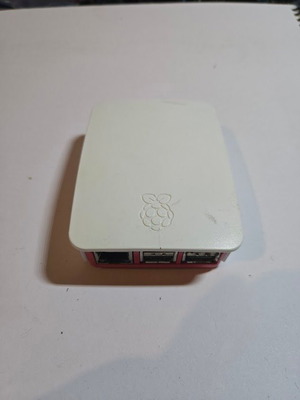 Raspberry Pi 3 Model B v1.2 μεταχειρισμένο με θήκη, HDMI, Wi-Fi, Bluetooth