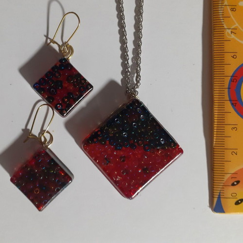 Set of 4 handmade jewelry sets with heart and square shapes, multicolor