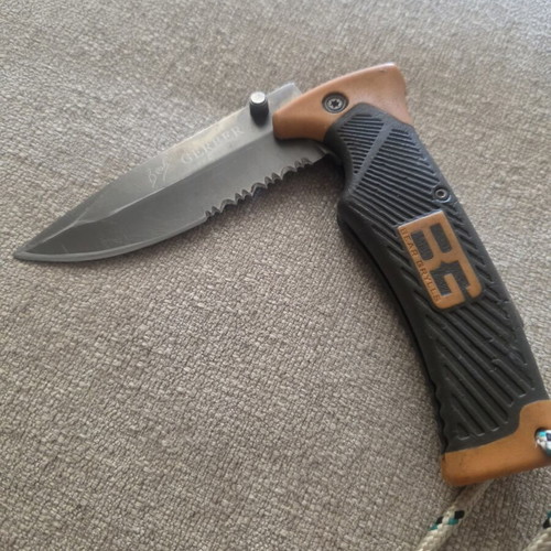Gerber knife used, fully functional