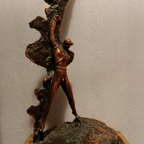 Icarus sculpture of Air Force used with break