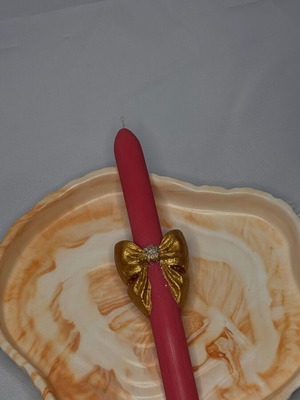 Pink candle with gold bow and lilac scent new