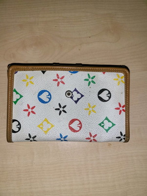 Tous wallet like new