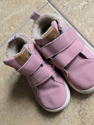 H&M pink boots with fur inside, like new, size 23
