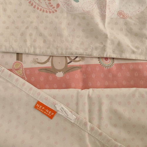 Kentia baby crib set used with quilt and 2 Nef-Nef sheet sets