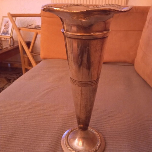 Antique decorative alpaca vase used