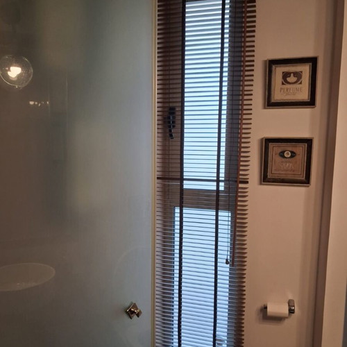 Wooden blinds like new, 3 sizes (77×116, 46×98, 50×244)