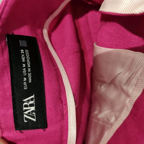 Zara shorts like new, size M