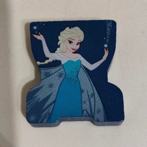 Elsa Frozen Disney Wooden Figure like new