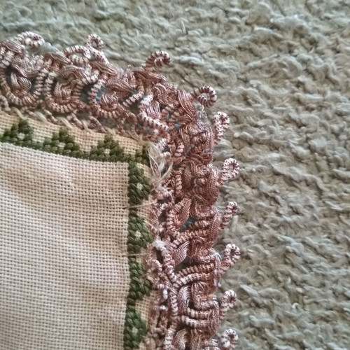 Set of 2 vintage embroidered table runners used