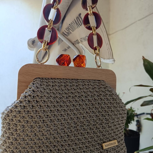 Handmade clutch bag beige with wooden frame and amber beads, new