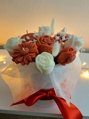 Handmade decorative floral candle bouquet new