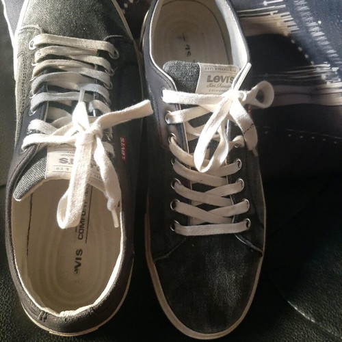 Levi's athletic shoes size 41 like new, black denim