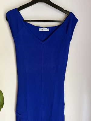 Zara knitted maxi dress, blue