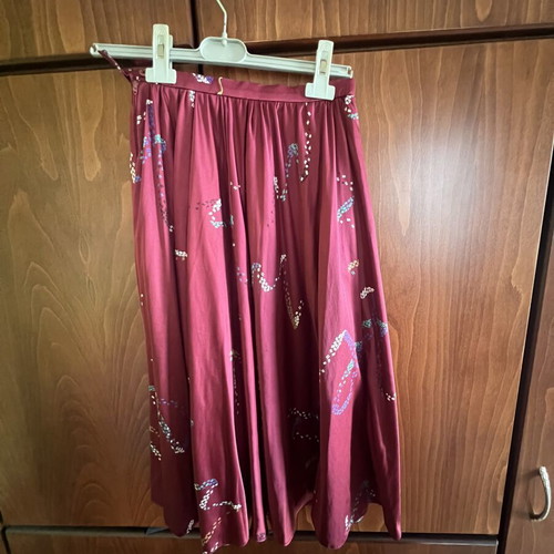 Red women's skirt with unique patterned design, like new, size S