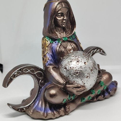Triple Goddess Statue with Moon Resin 17cm like new