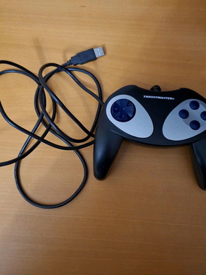 Thrustmaster Firestorm Digital 3 controller for PC like new