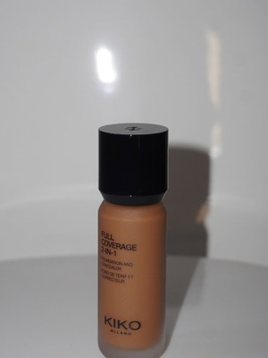 KIKO Full Coverage 2 in 1 foundation and concealer new, shade N125
