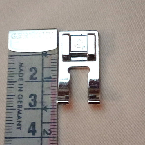 Open presser foot for appliqué new for home sewing machine