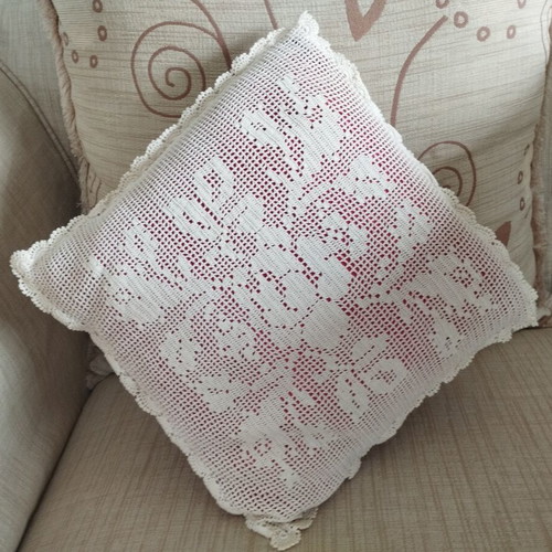 Vintage handmade crochet pillow set of 3 with filling, like new