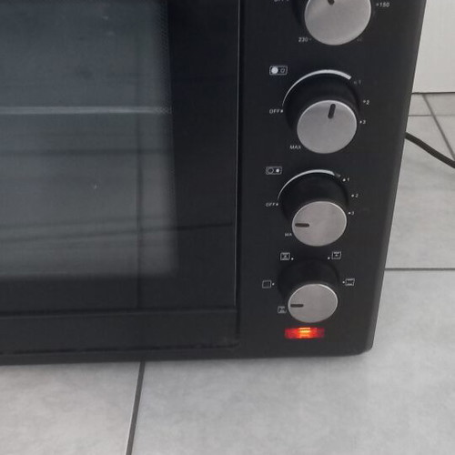 First Austria oven with 2 hotplates
