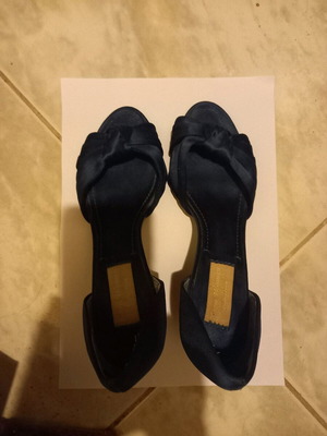 Elegant Royal Blue Satin Zara Heels size 37 like new
