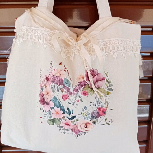 Bag with heart print new