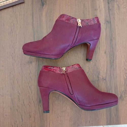Mariamare heels new, size 36, 7.5 cm heel, burgundy