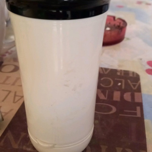 Plastic perforated cup for powdered sugar sprinkling like new