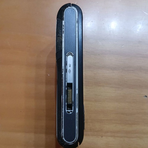 Sony Ericsson C905 used, non-working, with charger and USB cable